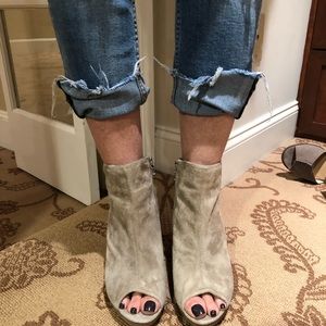 Fabulous suede bootie